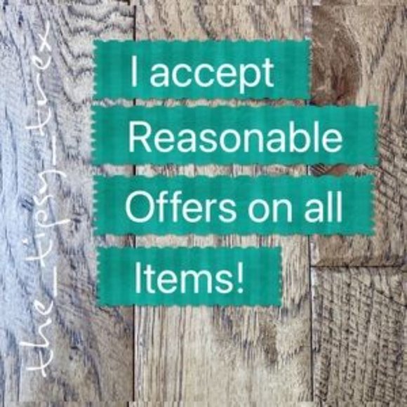 SOLD Old Navy Leopard Print Keyhole Top L - Picture 11 of 11